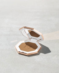 Sun Stalk'r Instant Warmth Bronzer — Caramel Cutie