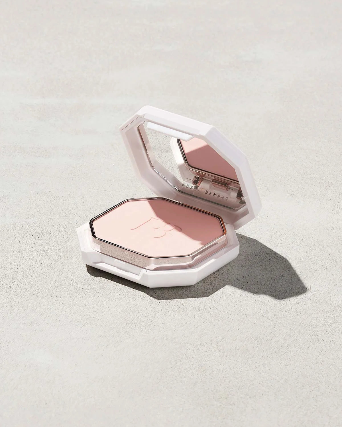 Pro Filt'r Soft Matte Powder Foundation — #110